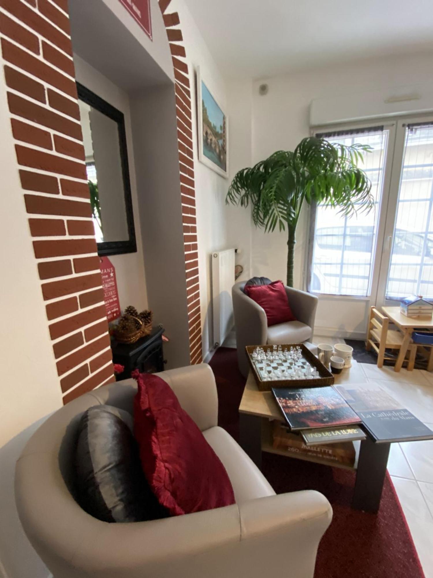 Apartment Les Jardins De Ma-mans: With Private Parking